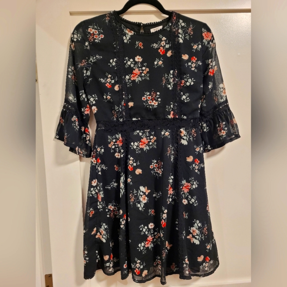 Delicate Black Floral Dress with Lace